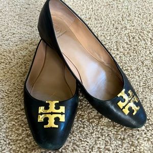 Tory Burch leather black and gold flats